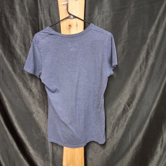 LA RAMS short sleeve t shirt size Women's Large - Picture 4 of 8